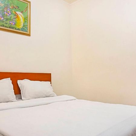 Collection O 91380 Golden Mansion Hotel Jakarta Bagian luar foto