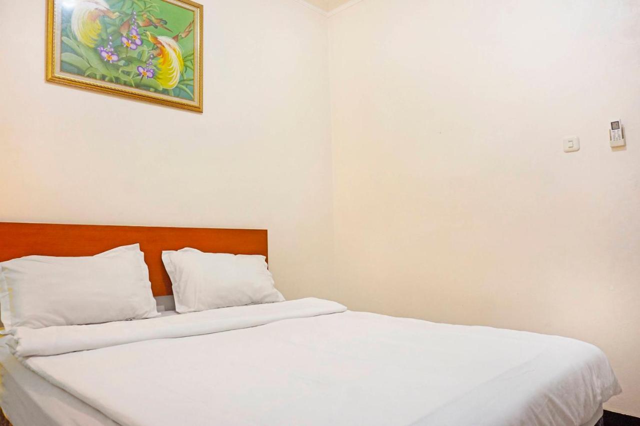 Collection O 91380 Golden Mansion Hotel Jakarta Bagian luar foto
